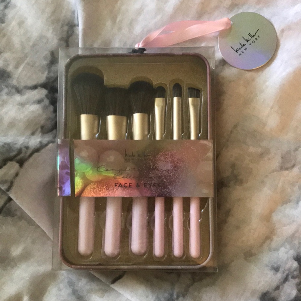 Nicole Miller Complete Brush Collection